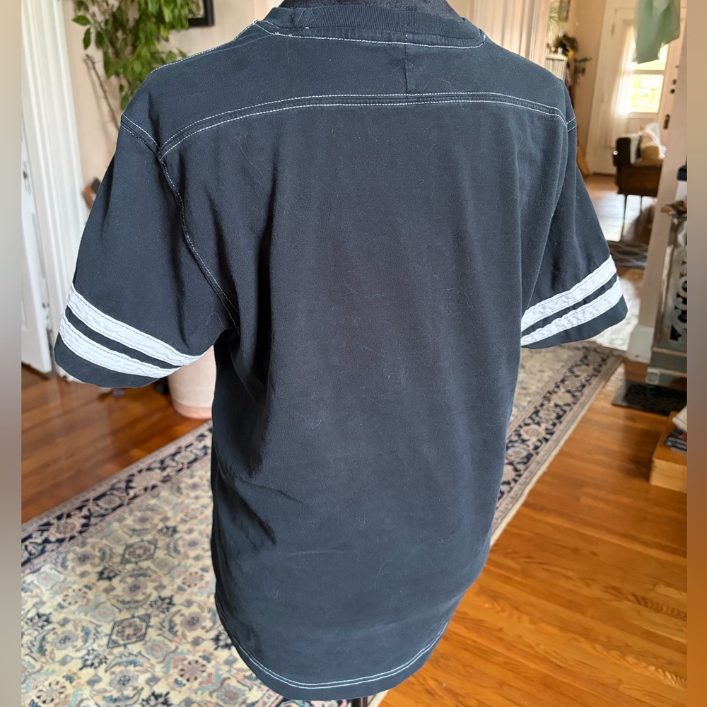 Hand Embroidered Vintage Gap Tee - Picture 5 of 9